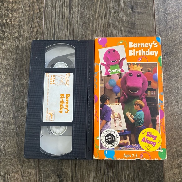 VHS vintage Barney’s Birthday Show Movie - Picture 1 of 3